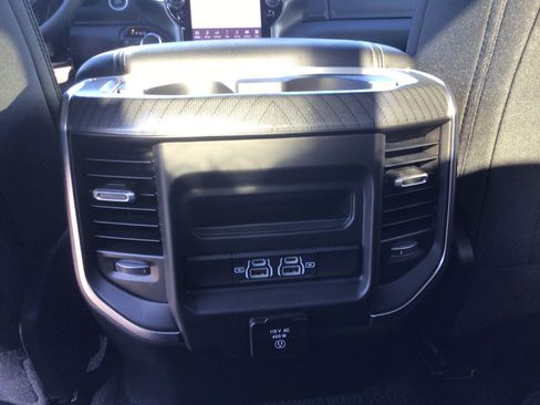 Used 2025 RAM 1500 Big Horn AWD/4WD image 10