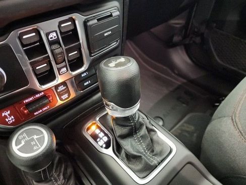 New 2025 Jeep Wrangler Unlimited Rubicon image 20