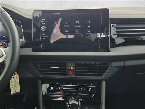 Used 2025 Volkswagen Jetta Sport FWD image 15