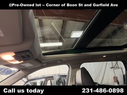 Used 2023 Nissan Rogue SL AWD/4WD image 13