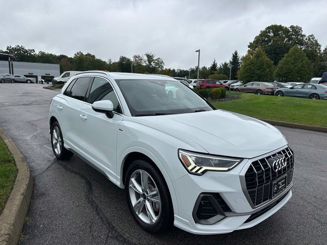 Used 2021 Audi Q3 2.0T Premium Plus AWD/4WD image 7