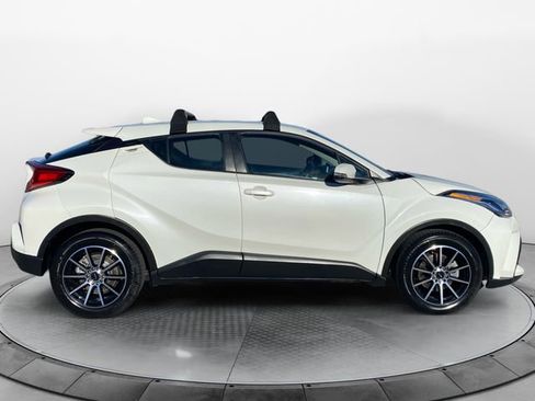 Used 2021 Toyota C-HR LE image 6