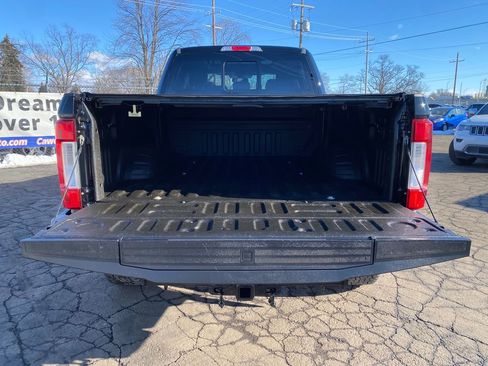 Used 2017 Ford F250 Lariat w/ Lariat Ultimate Package image 6
