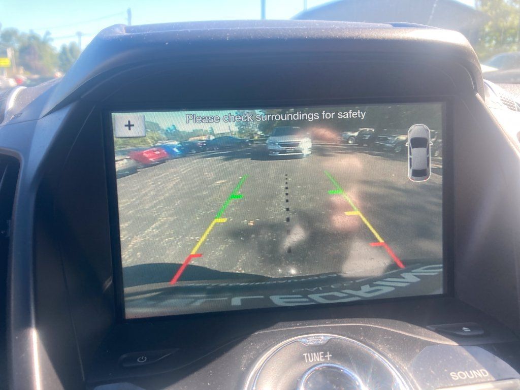 Used 2017 Ford Escape Titanium AWD/4WD image 25