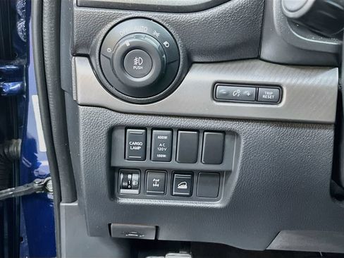 Used 2023 Nissan Titan PRO-4X w/ Pro-4x Utility Package AWD/4WD image 10