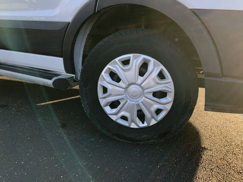 Used 2024 Ford Transit 250 Low Roof w/ Exterior Upgrade Package image 26