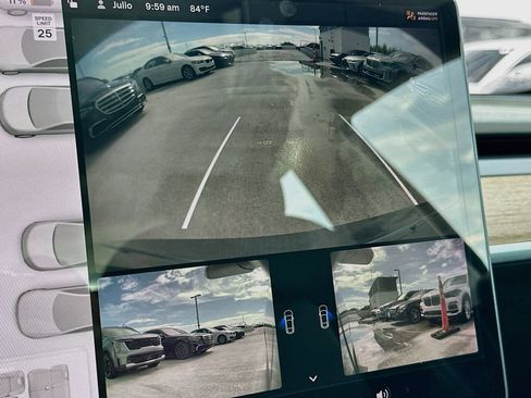 Used 2021 Tesla Model 3 Standard Range Plus RWD image 13