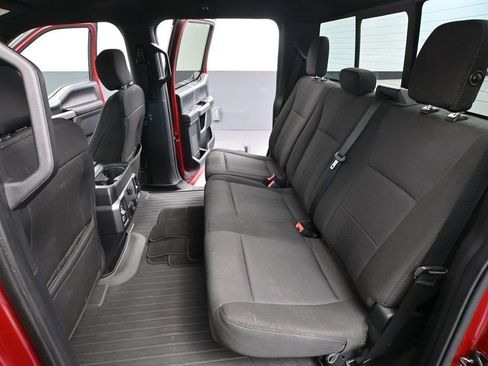 Used 2019 Ford F150 XLT w/ Equipment Group 302A Luxury AWD/4WD image 40
