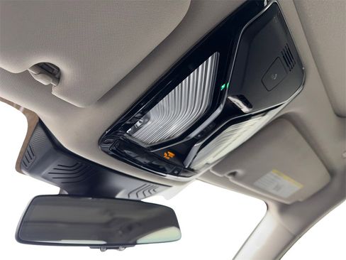 Used 2022 BMW 740i 740i NAV,CAM,PANO,HTD STS,BLIN image 73