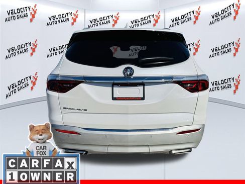 Used 2022 Buick Enclave Essence w/ Experience Buick Package image 4