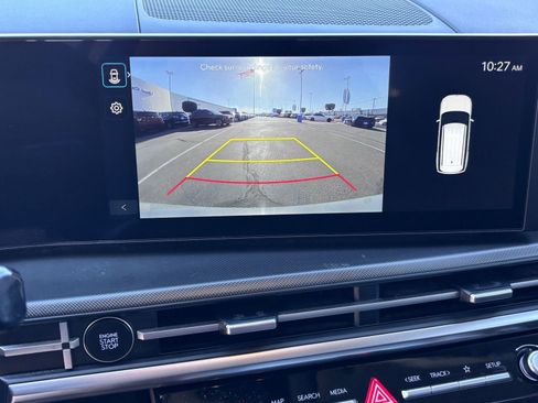 Used 2025 Hyundai Santa Fe SE FWD image 29