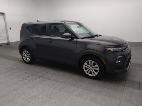 Used 2021 Kia Soul LX FWD image 11