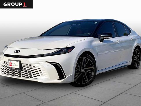 Used 2025 Toyota Camry XSE w/ Premium Plus Package FWD image 1