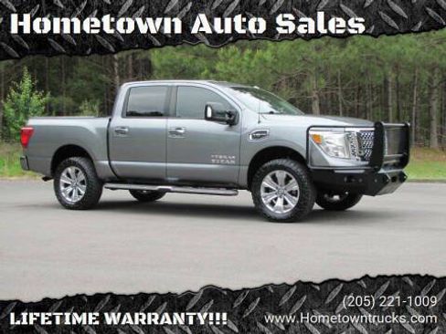 Used 2017 Nissan Titan SV AWD/4WD image 1