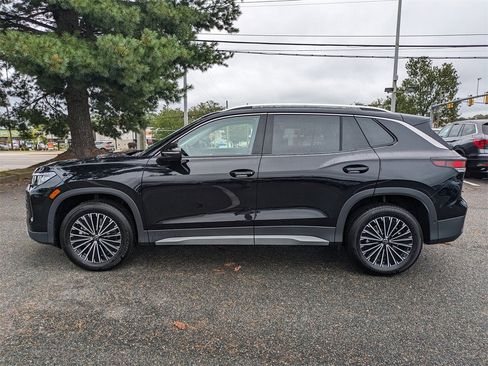 New 2025 Volkswagen Tiguan S image 7