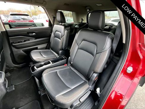 Used 2023 Nissan Pathfinder SL w/ SL Premium Package image 21
