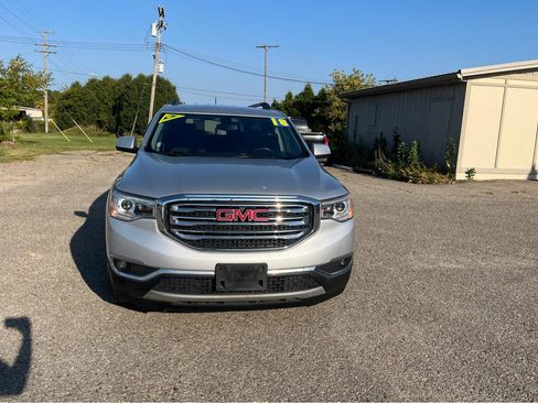 Used 2018 GMC Acadia SLE AWD/4WD image 8