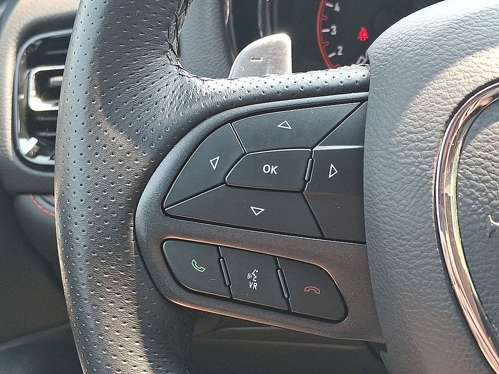 Used 2025 Dodge Durango GT AWD/4WD image 17