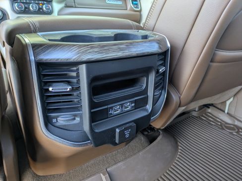 Used 2020 RAM 1500 Laramie image 15