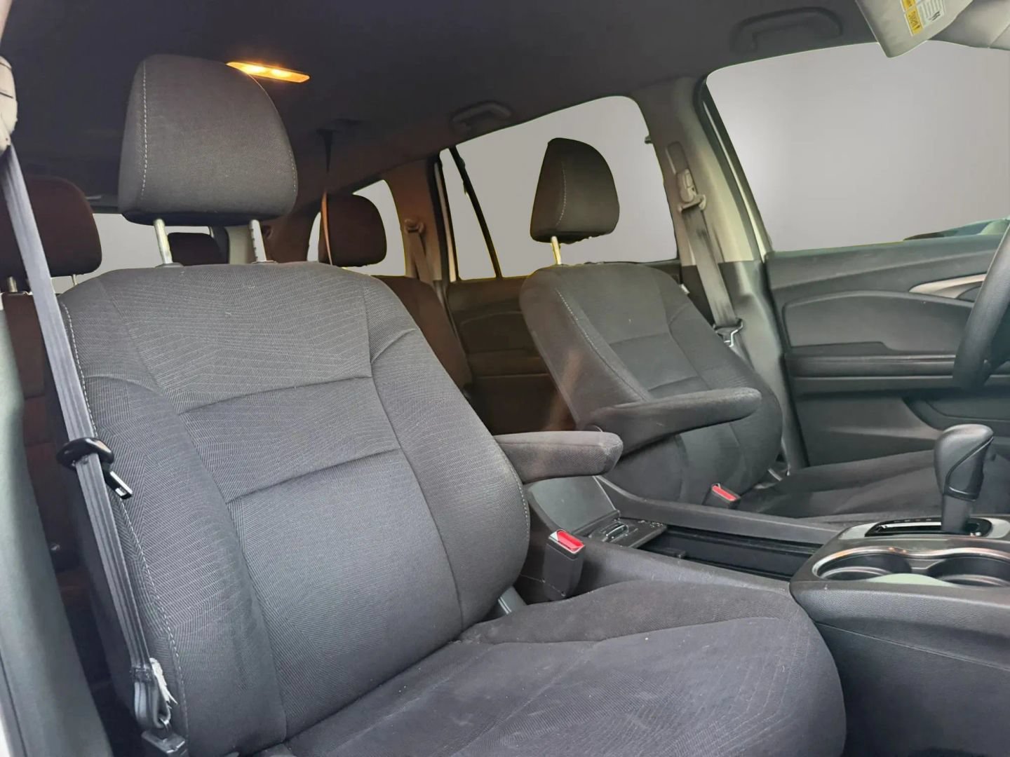 Used 2018 Honda Pilot LX image 17