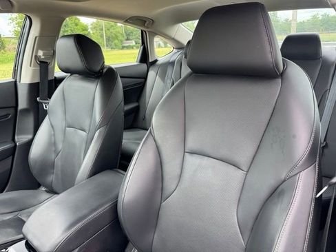 Used 2024 Honda Accord Touring image 10