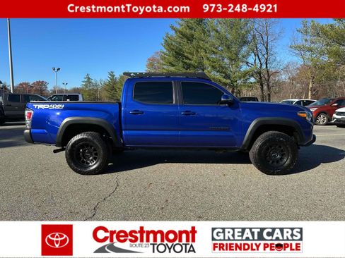Certified 2022 Toyota Tacoma TRD Off-Road image 5