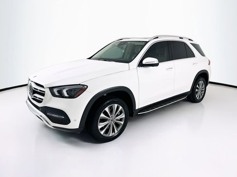 Certified 2022 Mercedes-Benz GLE 350 w/ Premium Package image 3