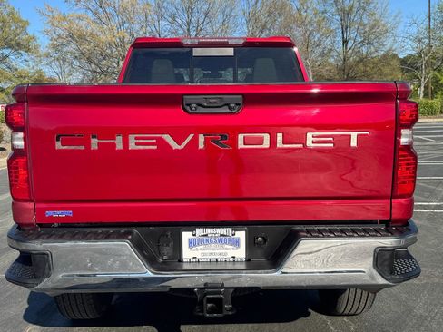 Used 2020 Chevrolet Silverado 2500 LT w/ Convenience Package image 4