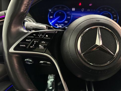 Certified 2023 Mercedes-Benz EQS 580 4MATIC SUV image 15