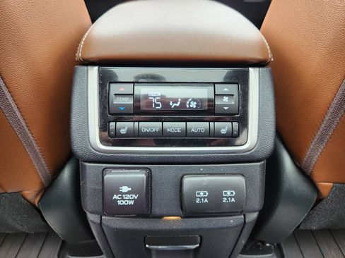 Used 2022 Subaru Ascent Touring AWD/4WD image 20