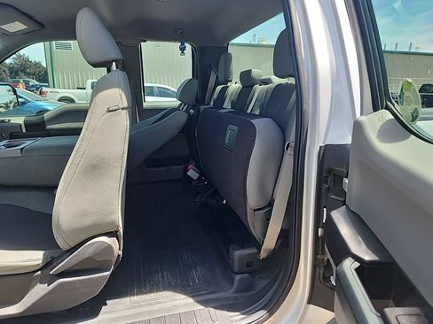 Used 2017 Ford F150 XL w/ XL Power Equipment Group AWD/4WD image 8