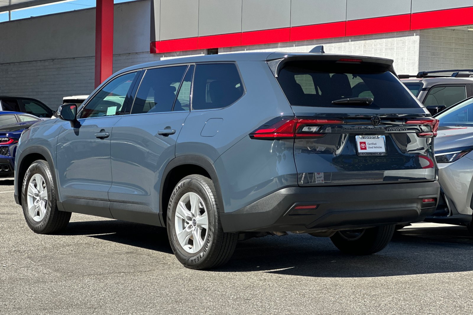 Certified 2025 Toyota Grand Highlander FWD image 6