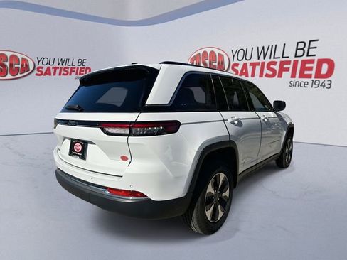 Used 2024 Jeep Grand Cherokee Limited 4xe image 3