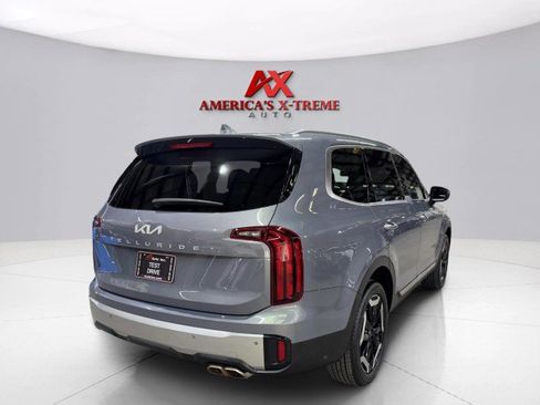 Used 2024 Kia Telluride S image 5