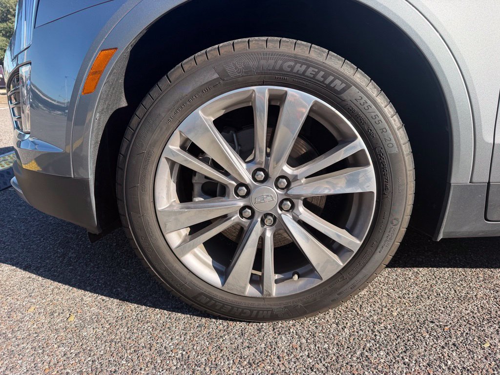 Used 2024 Cadillac XT5 Premium Luxury w/ LPO, Floor Liner Package FWD image 12