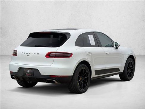 Used 2017 Porsche Macan AWD/4WD image 5