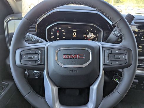 New 2026 GMC Sierra 1500 Elevation image 21