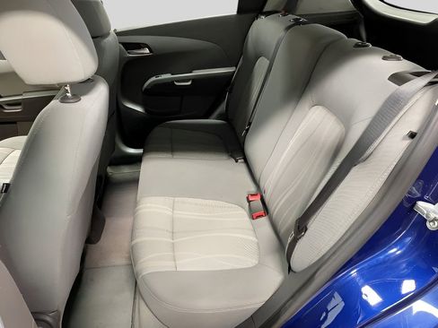 Used 2014 Chevrolet Sonic LT image 15
