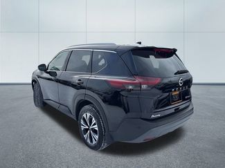 Used 2021 Nissan Rogue SV video 2