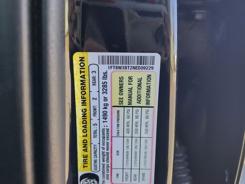 Used 2022 Ford F350 Platinum w/ FX4 Off-Road Package image 29