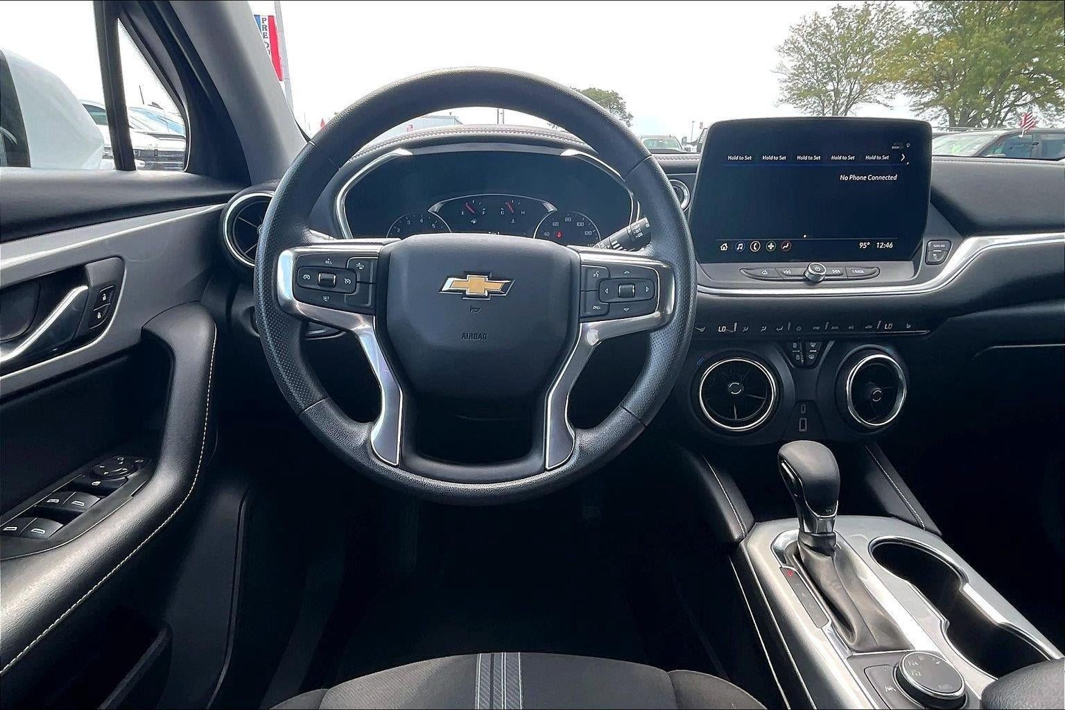 Used 2025 Chevrolet Blazer LT AWD/4WD image 5