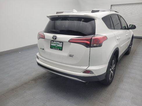 Used 2018 Toyota RAV4 XLE image 7