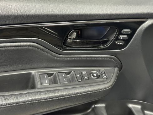 Used 2023 Honda Odyssey Touring image 15