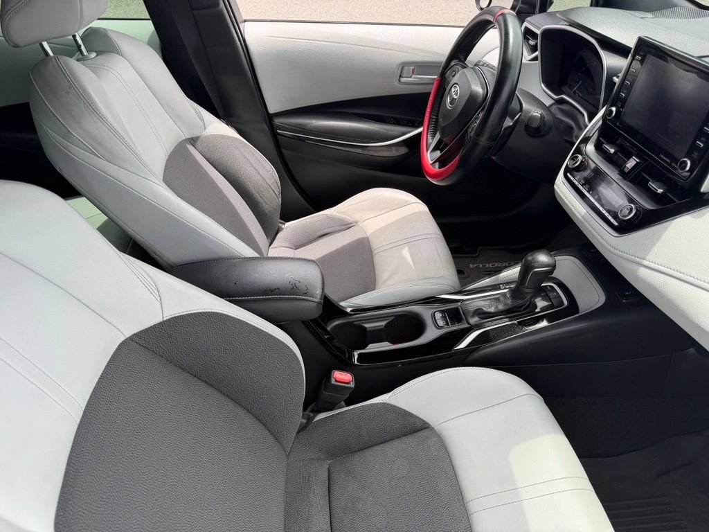 Used 2022 Toyota Corolla XSE FWD image 16