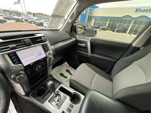 Used 2022 Toyota 4Runner SR5 image 15