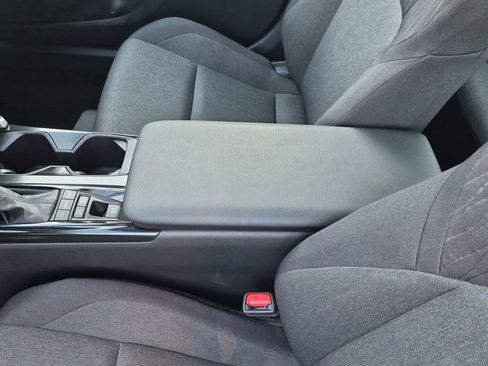 Used 2025 Toyota Camry LE FWD image 20