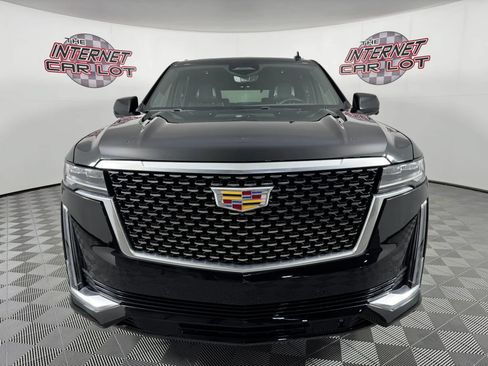 Used 2023 Cadillac Escalade Premium Luxury w/ Performance Package AWD/4WD image 2