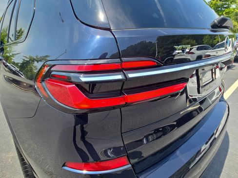 Used 2023 BMW X7 M60i w/ Executive Package AWD/4WD image 35