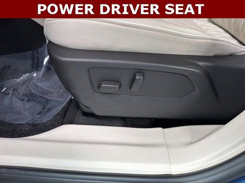 Used 2023 Buick Envision Avenir image 7