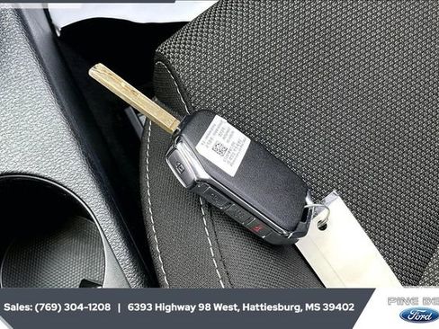 Used 2024 Kia Forte LXS image 9